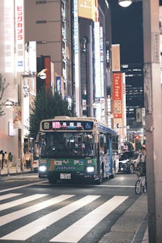 部长通道上，小芯片揭示长江生机；空气质量创历史最佳；海洋经济迈向高质量发展。