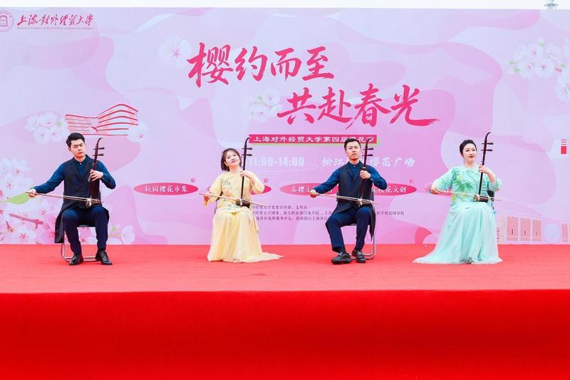  当樱花遇见青春：一场让无数人重新爱上校园的春日约会 文化旅游